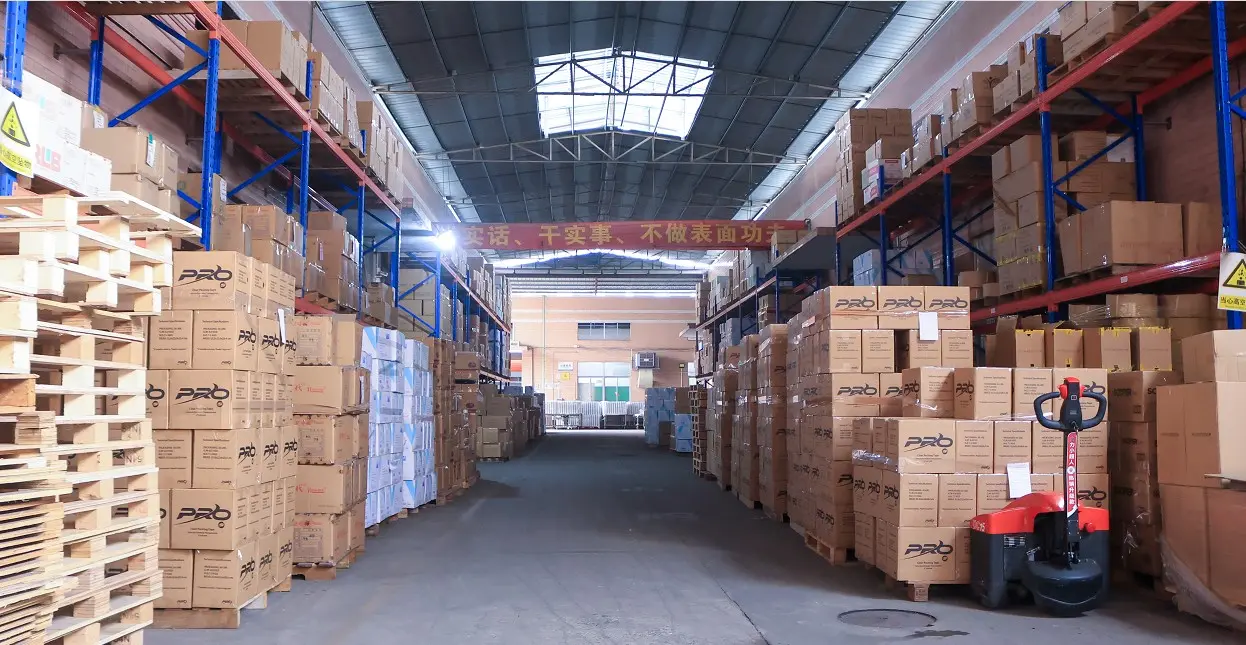 Clear Packing Tape Bulk Wholesale and Transparent Packing Tape in a Box